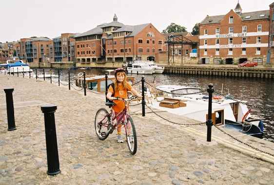 York Aug 03 (3).jpg (41949 bytes)